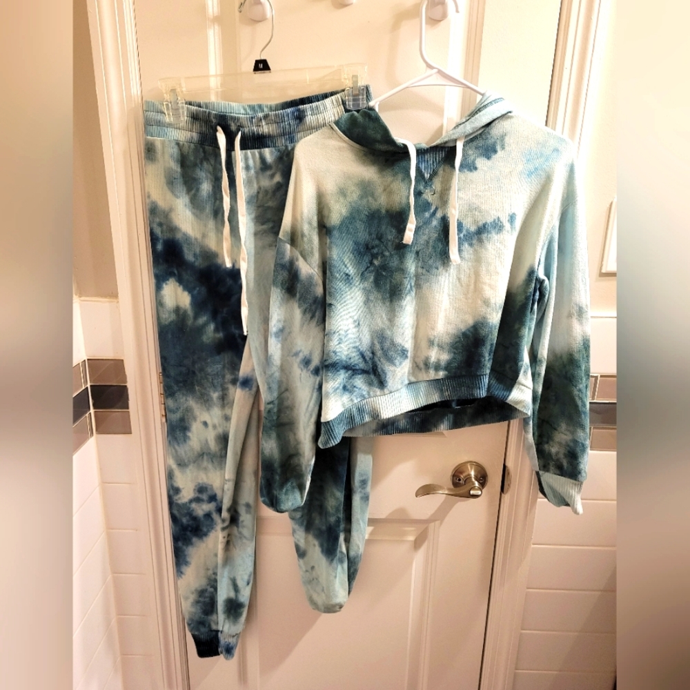 Jogger and crop top loungewear set